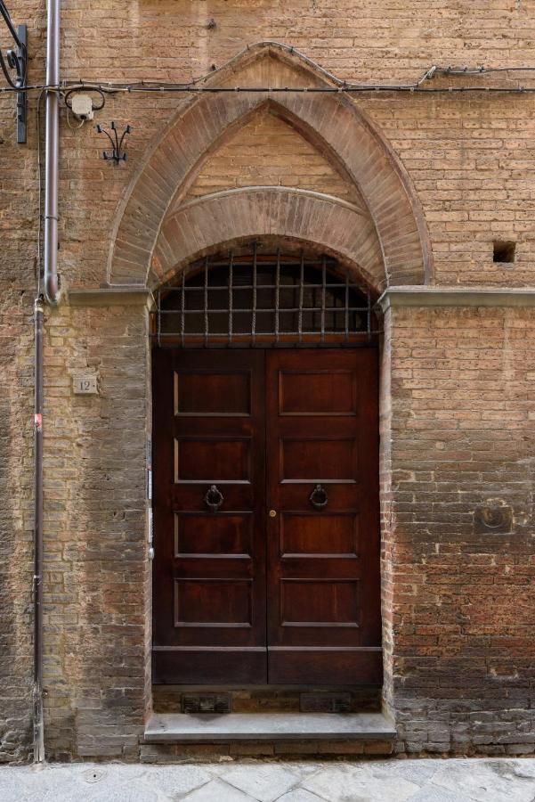 Appartamento Panoramico San Martino 12 Siena Luaran gambar