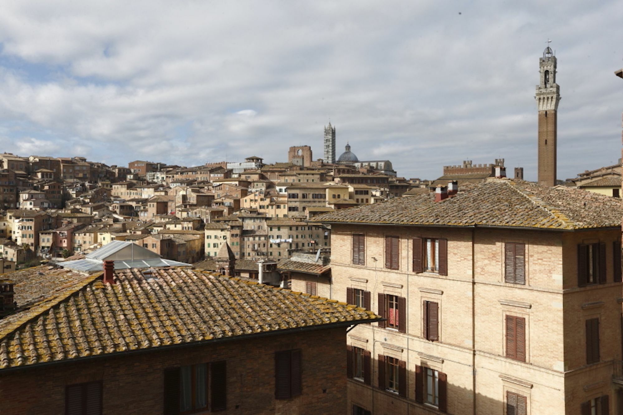 Appartamento Panoramico San Martino 12 Siena Luaran gambar